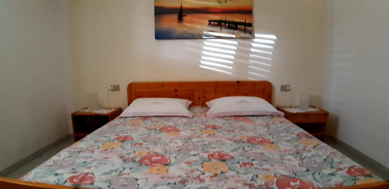 Phiniscollis B&B La Caletta Exteriör bild